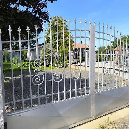 Appartamento Grande A Soli 10 Minuti Dalla Spiaggia In Bicicletta - Ciclabile - Free Parking *