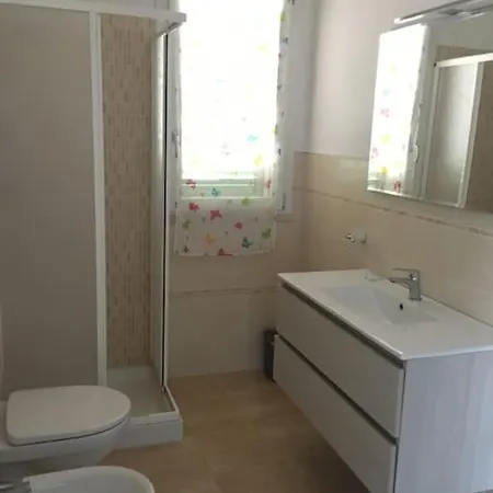 Apartment Appartamento Grande A Soli 10 Minuti Dalla Spiaggia In Bicicletta - Ciclabile - Free Parking